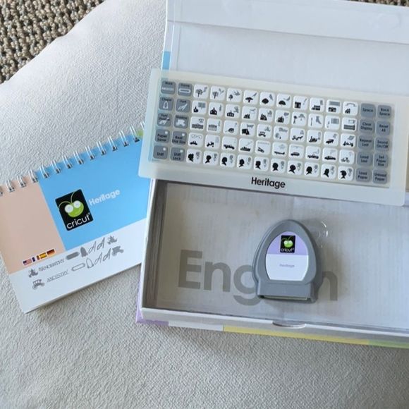 Cricut Cartridge HERITAGE - Picture 3 of 6